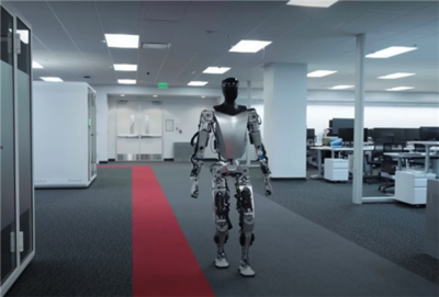 特斯拉人形機(jī)器人亮相門店 2萬美元售價(jià)背后的軟硬件研發(fā)突破